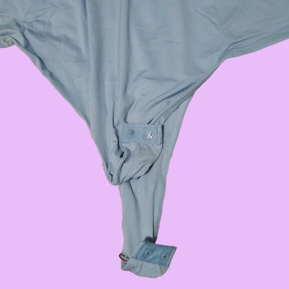 Long Sleeve Turtleneck Mesh Bodysuit with Snap Closure - Picture 7 of 8